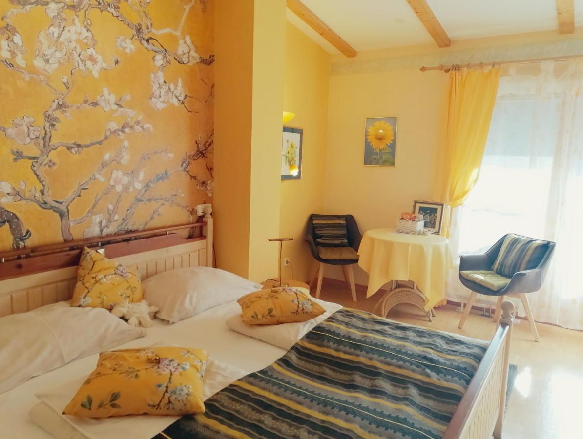 Ferienappartments Landhaus Fuehldichwohl Fehring Ngoại thất bức ảnh