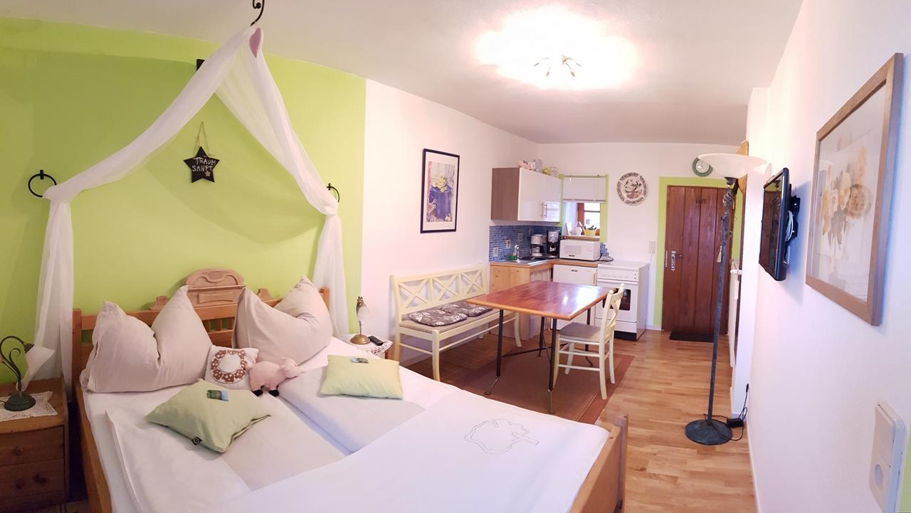 Ferienappartments Landhaus Fuehldichwohl Fehring Ngoại thất bức ảnh