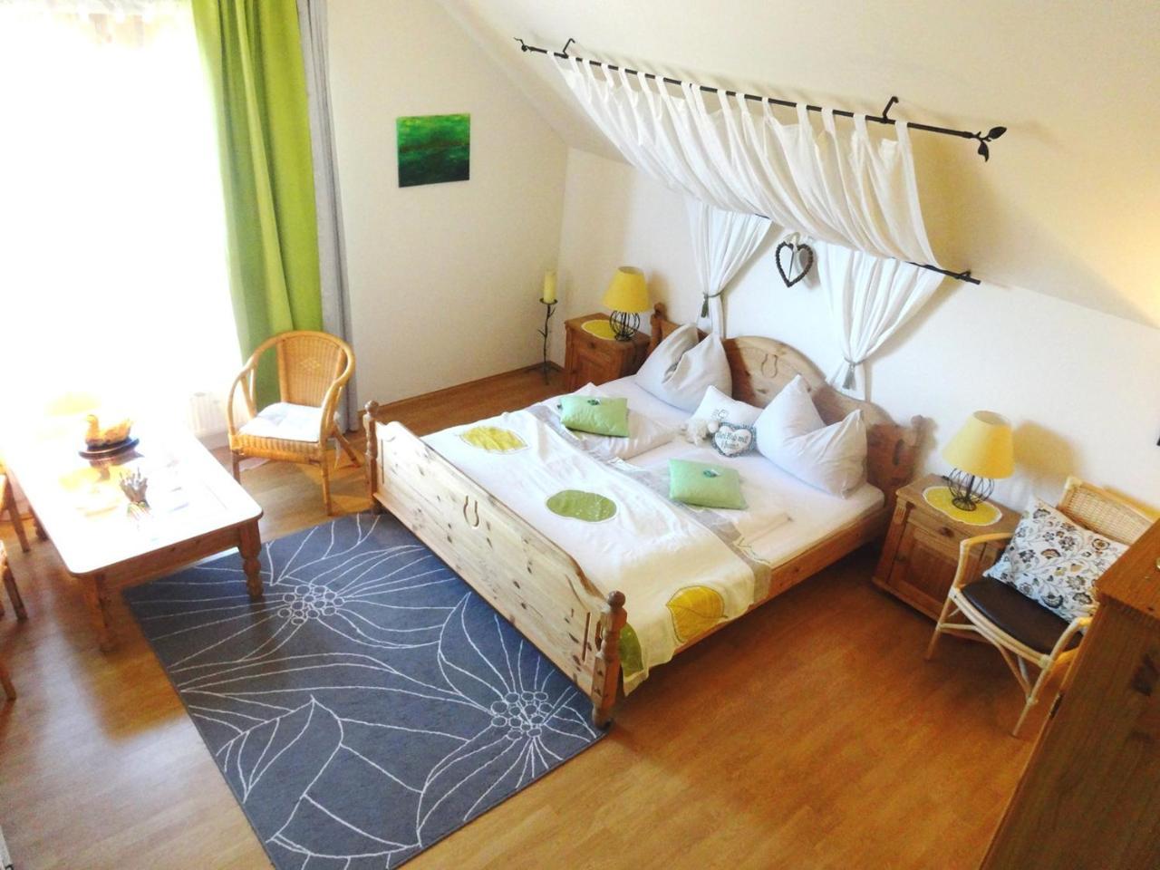 Ferienappartments Landhaus Fuehldichwohl Fehring Ngoại thất bức ảnh